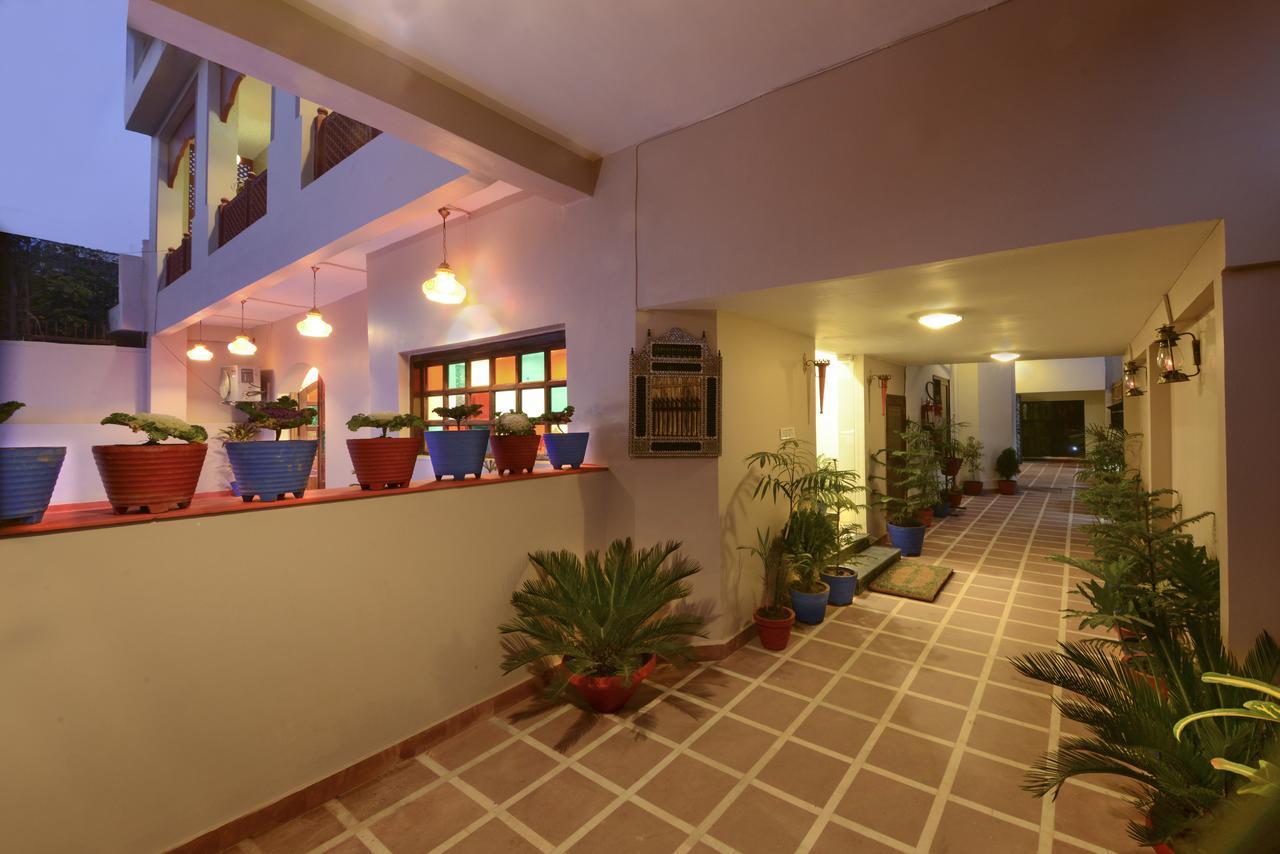 Taj Haveli Hotel Agra - Walkable Distance From Taj Mahal Exteriér fotografie